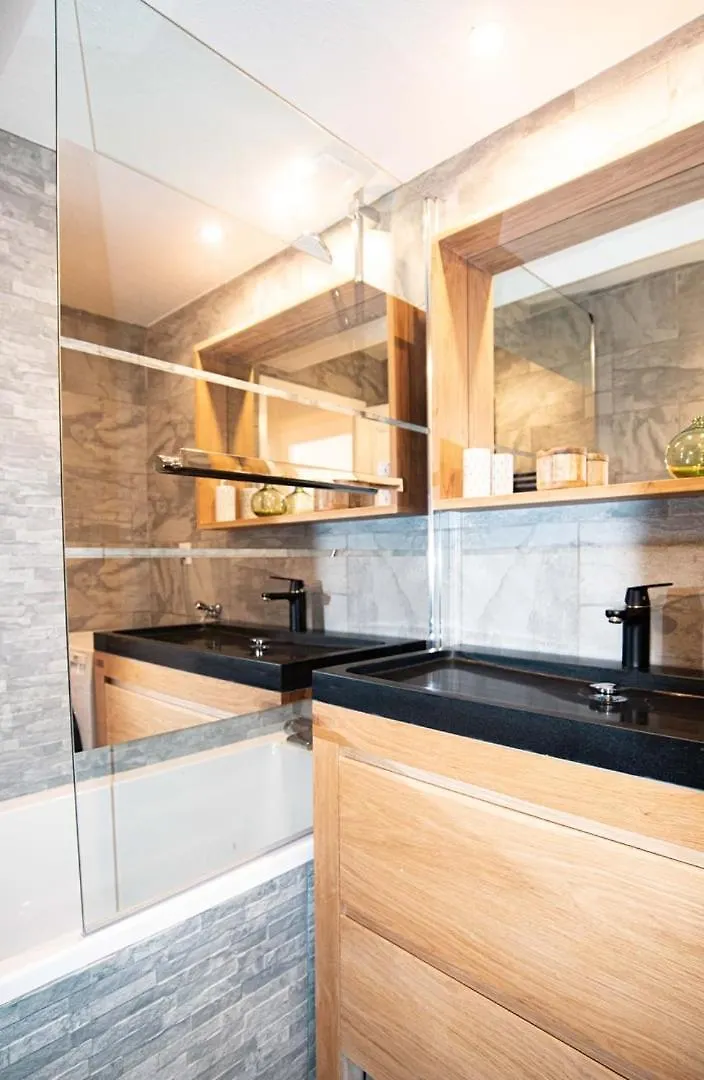 Moderne Et Cosy Au Coeur De Saint-Jean Ail Apartment Lyon 0*,  France